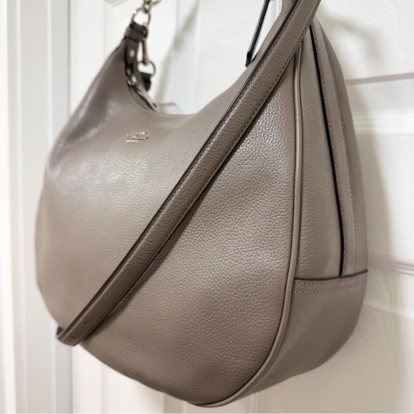 Coach Harley Large Hobo in Taupe Grey Pebbled Leather - Picture 4 of 12